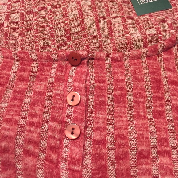 Crop Sweater - Picture 5 of 6